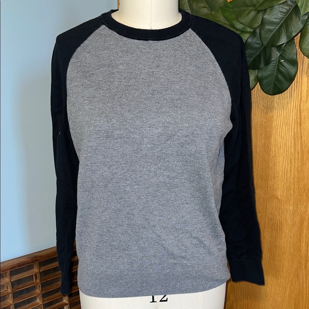 Banana Republic Eco Sweater Mens Medium Grey Black‎ Excellent Raglan Crewneck